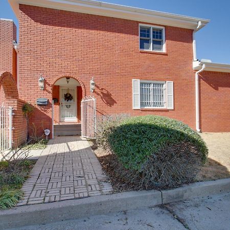 Hot Springs Home With Pool - Half Mile To Oaklawn! Exterior photo