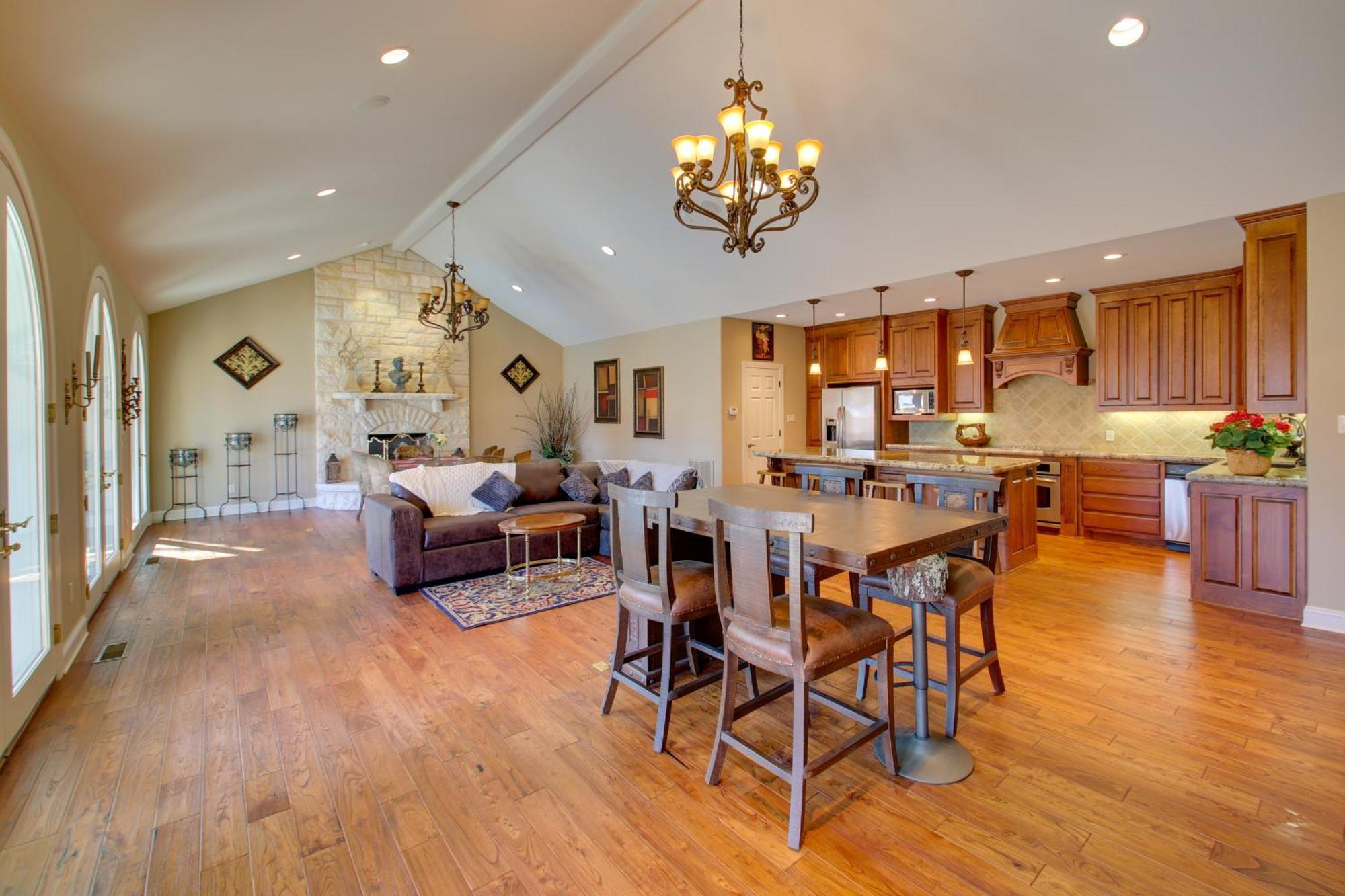 Hot Springs Home With Pool - Half Mile To Oaklawn! Exterior photo
